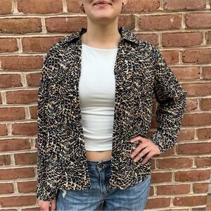 Safari style button down shirt. Large